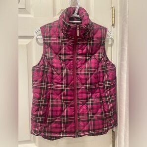 Ariat Women’s Lightweight Equestrian Plaid Puffer Vest Size M Fuchsia & Black